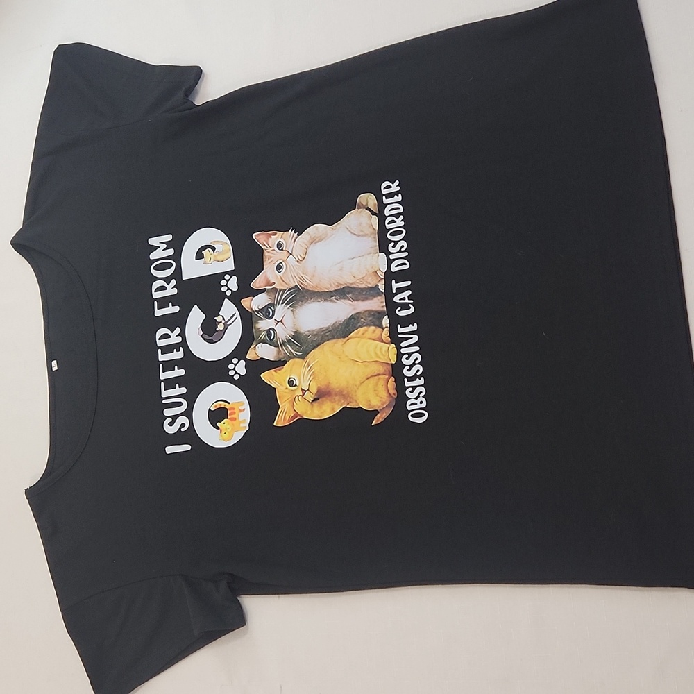 Grahic Cat Tee " I Suffer From Obsessive Cat Disorder" Black Tee. Size L - Picture 2 of 6